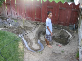 Pasco, WA 2010:  Digging one's way out of a back yard still stands as one of the best options when there appears to be  No Way Out.  Supposedly, the rivers, structures, and photo opportunities are just extra.